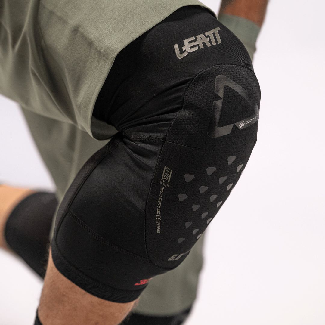 LEATT KNEE GUARD 6.0 EVO LITE V26