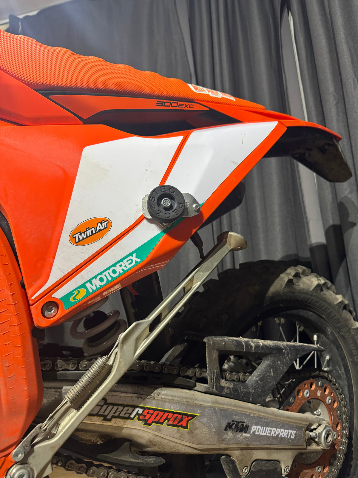 STEG PEGZ STEALTH PRO 2023-26 KTM SX/SXF/XC/XC-F 125 À 450