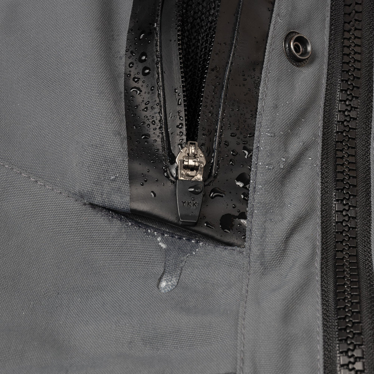 VESTE TUR SUPERCELL HYDROSCUD® LAMINATED - Anthracite / Noir