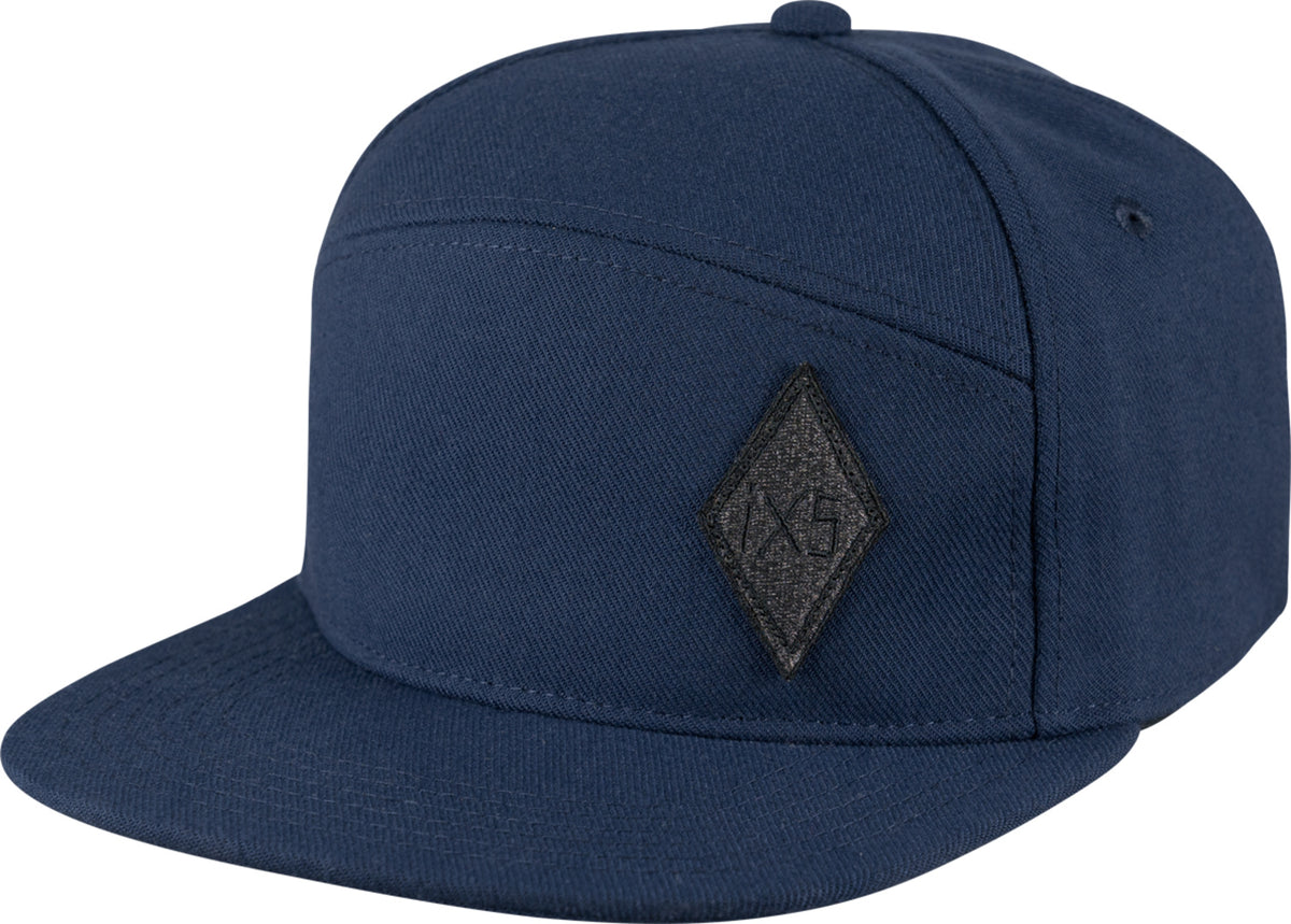 bleu foncé