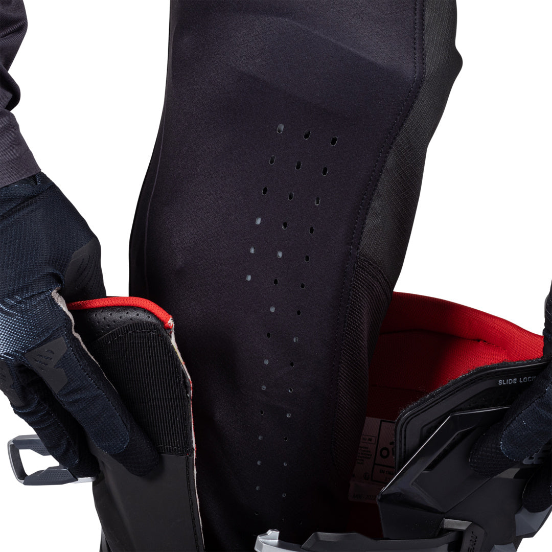 LEATT PANT MOTO 5.5 I.K.S. V26