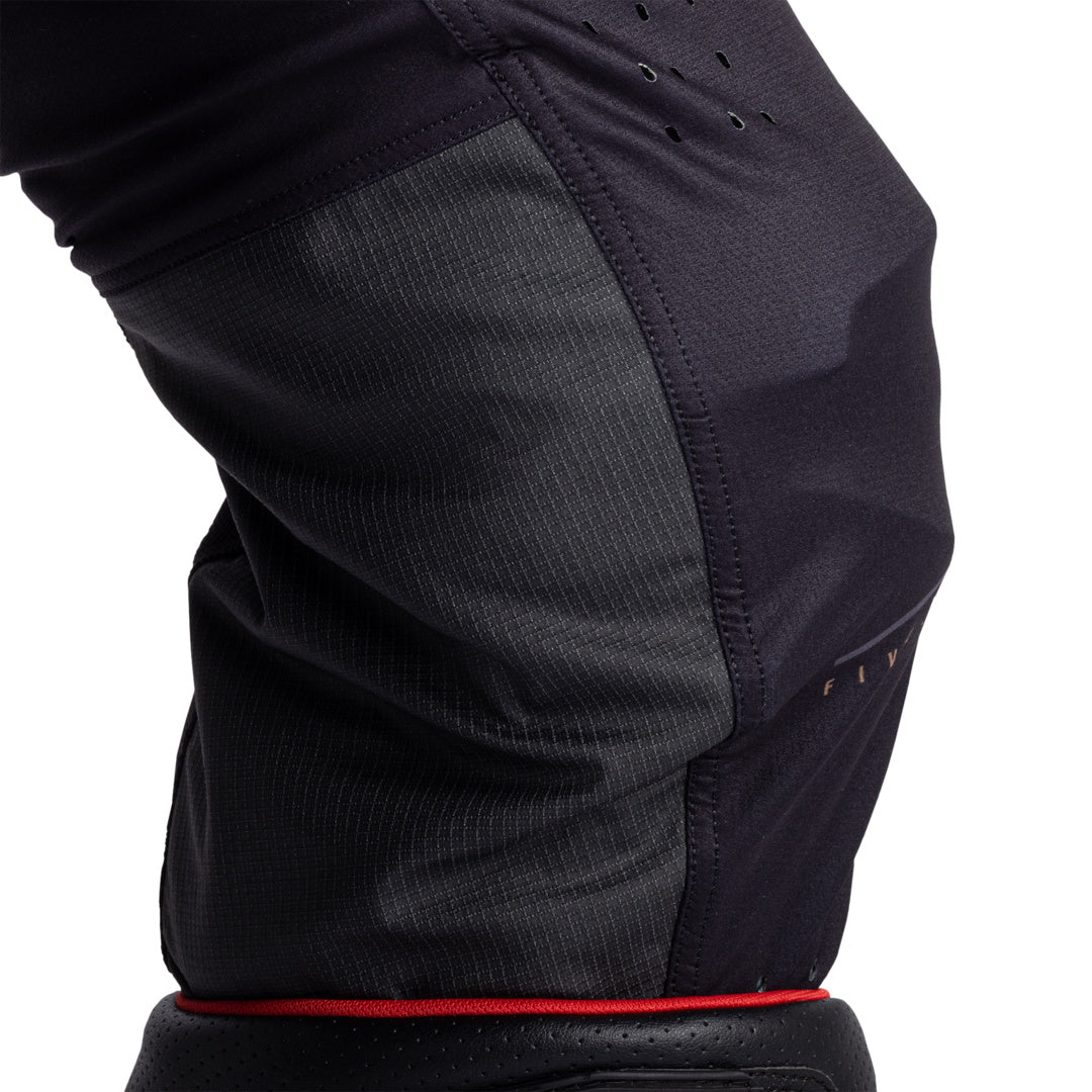 LEATT PANT MOTO 5.5 I.K.S. V26