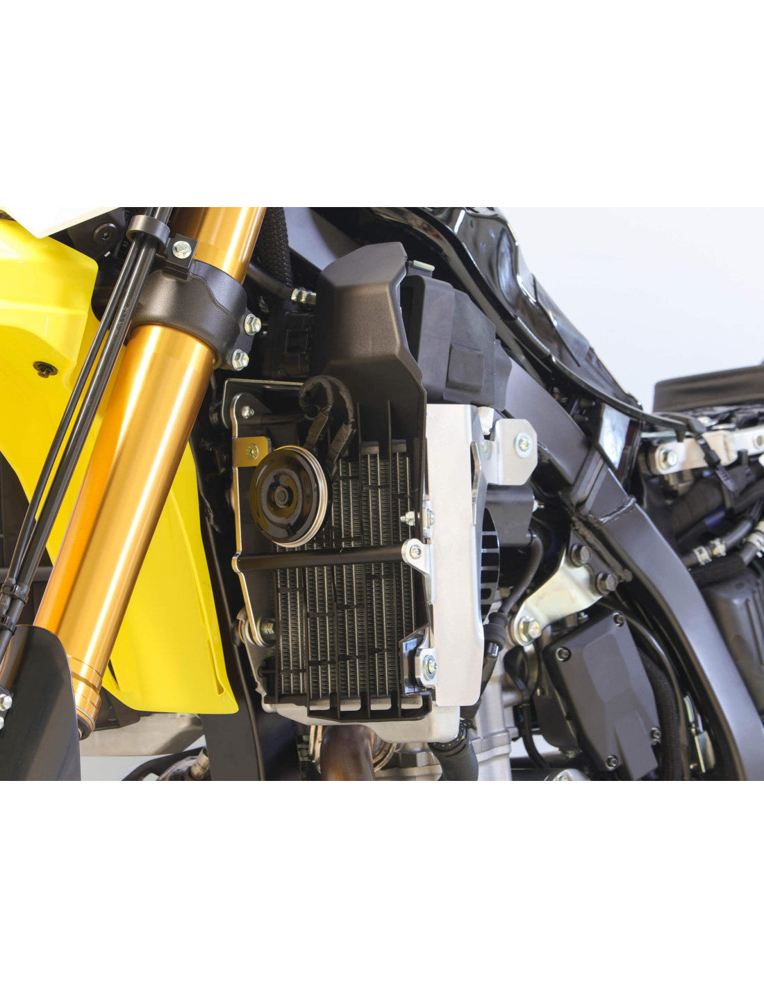 PROTECTIONS DE RADIATEURS STANDARD AXP RACING SUZUKI DR-Z4S (2025-2026)