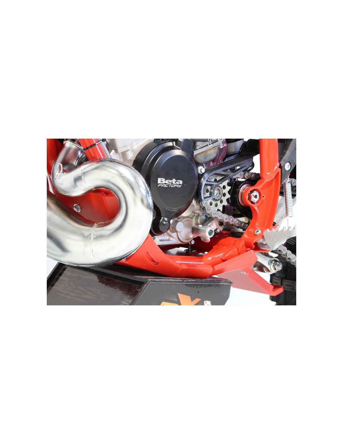 SABOT HARD ENDURO PEHD 8MM AXP RACING BETA RR 200 (2020-2022)