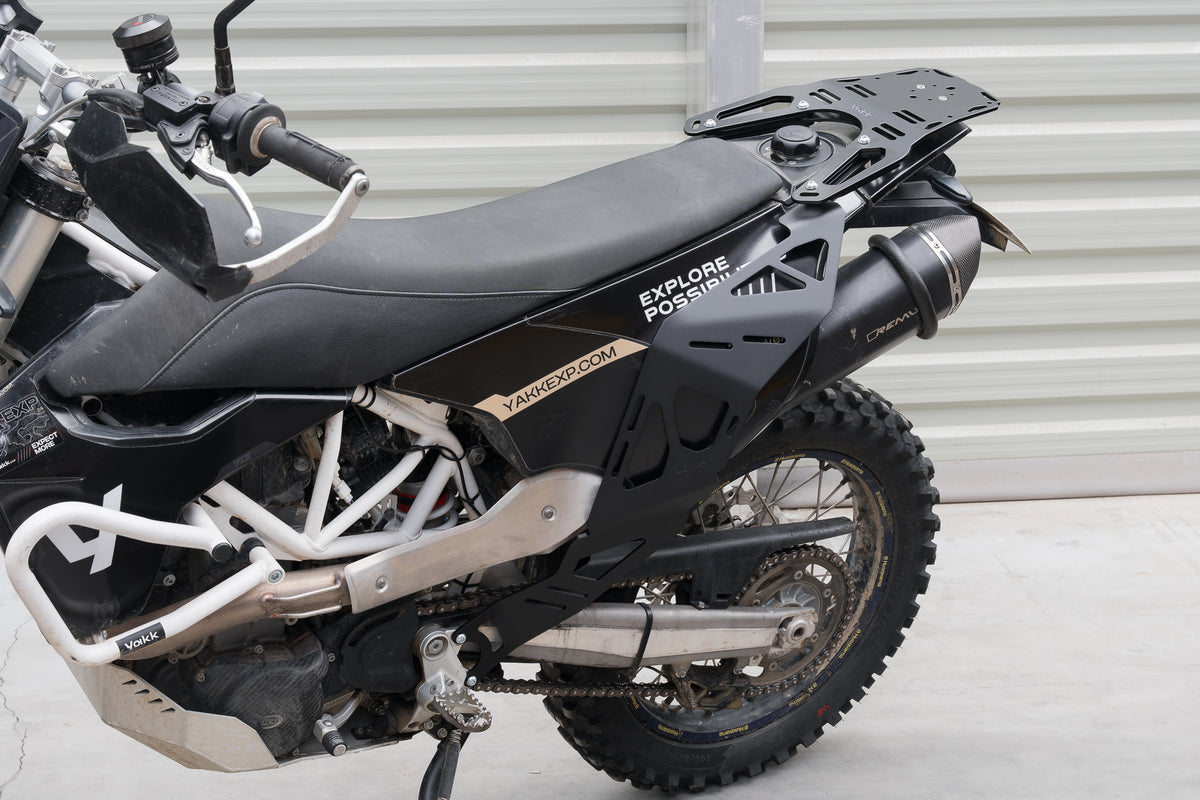 PORTE BAGAGE LATERAL YAKK EXP HUSQVARNA 701 SUPERMOTO (2016- )